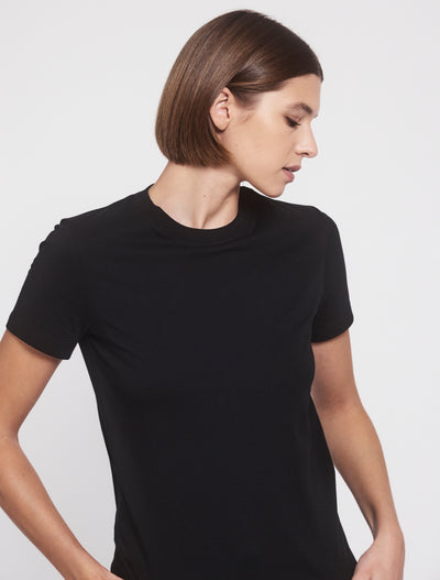 Lightweight Cotton fitted T-Shirt in Black