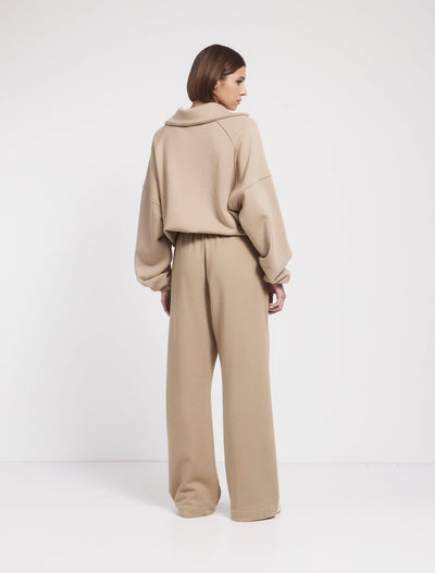 Straight Leg Sweatpant in Taupe