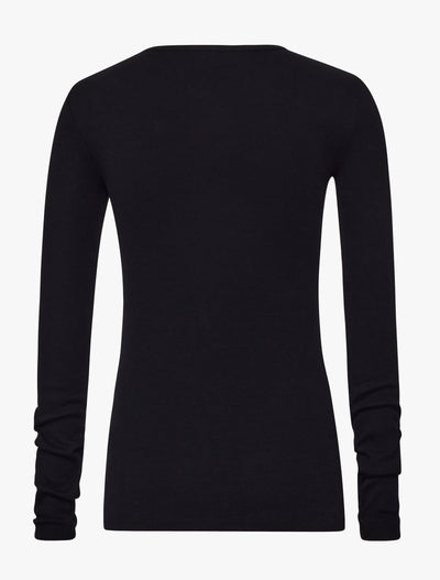 Classic Rib Henley in Black