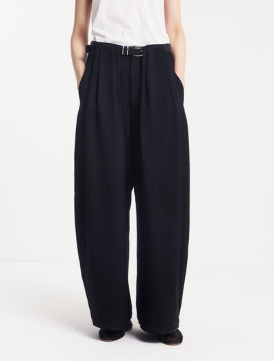 Juniper Pleated Trouser in Black