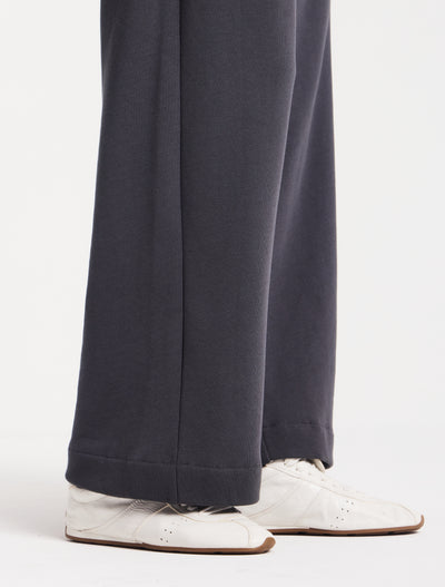 Straight Leg Sweatpant in Magnet