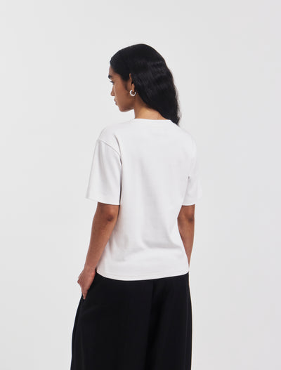 Signature V Neck T-shirt in White