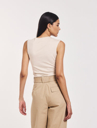 Sadie Twist Shoulder Top In Enoki Mushroom
