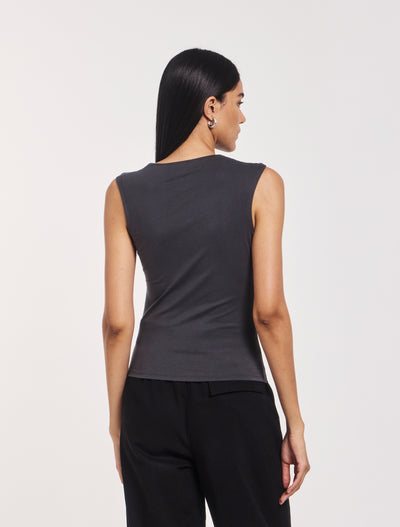 Sadie Twist Shoulder Top In Magnet