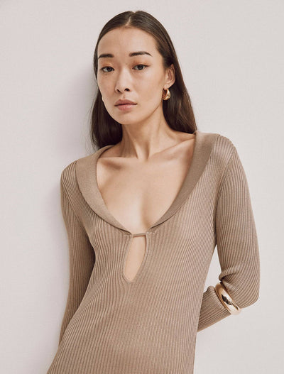 Kea Dress in Taupe, close-up front view