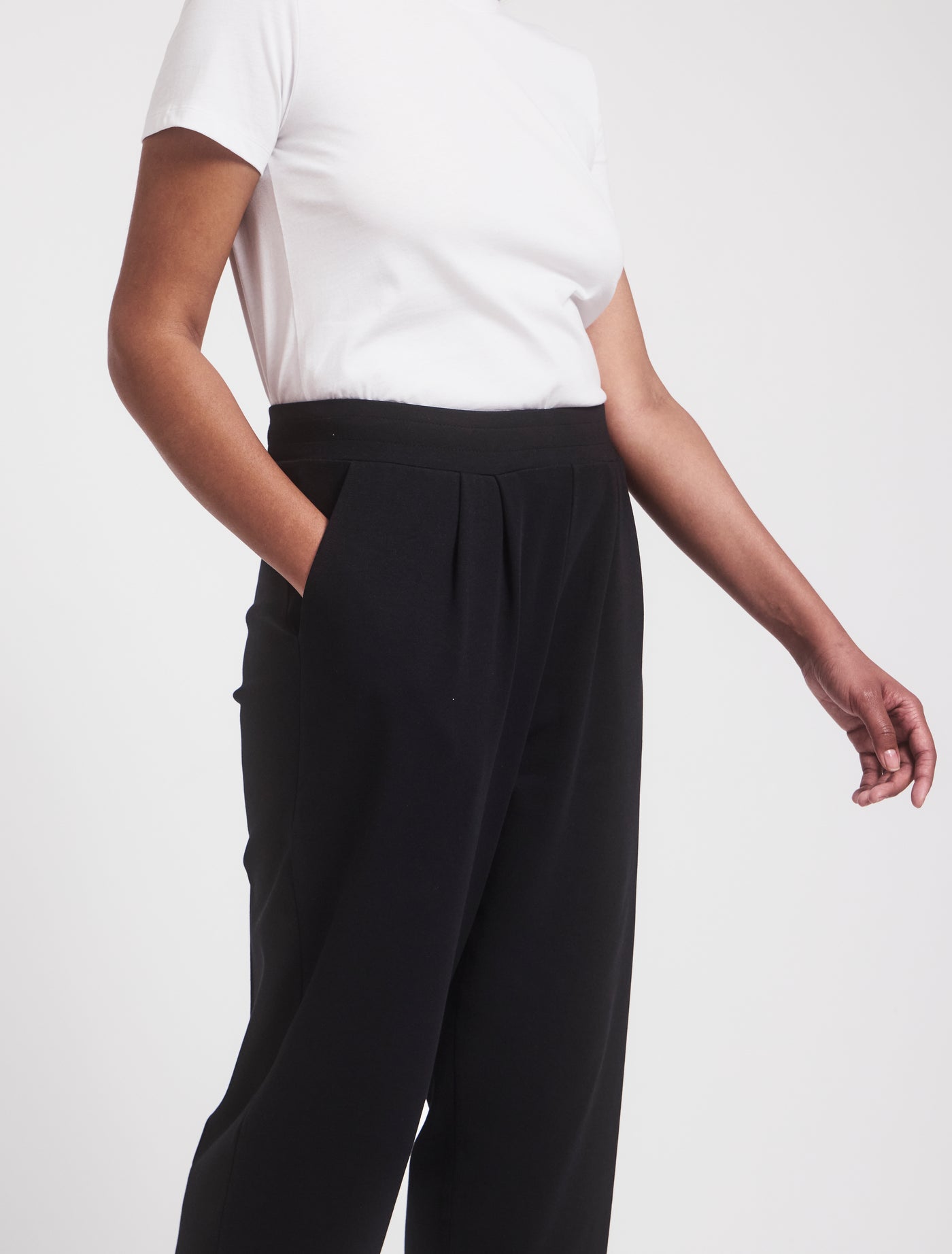 Flax Jersey Travel Pant in Black