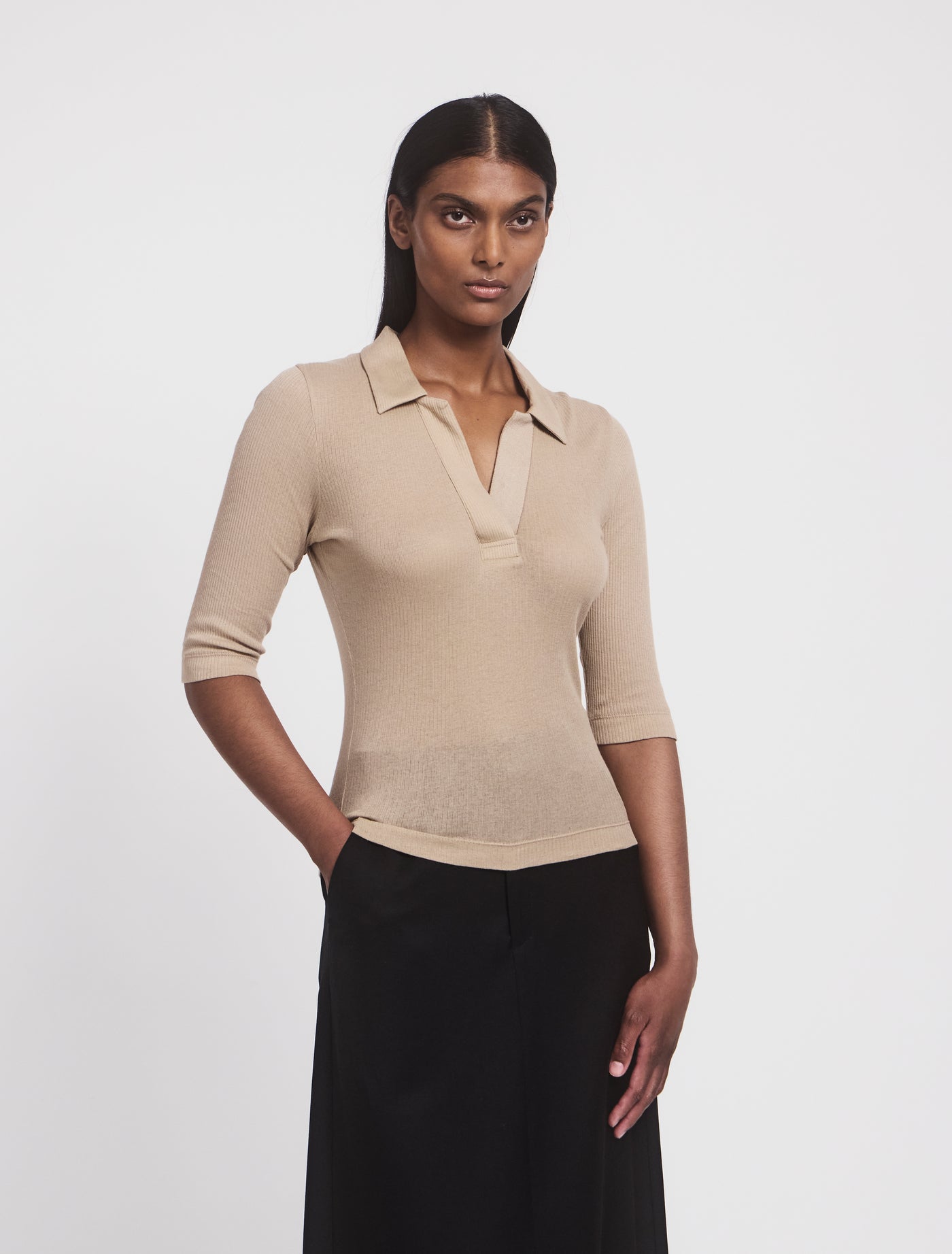 Tadeo Top In Taupe