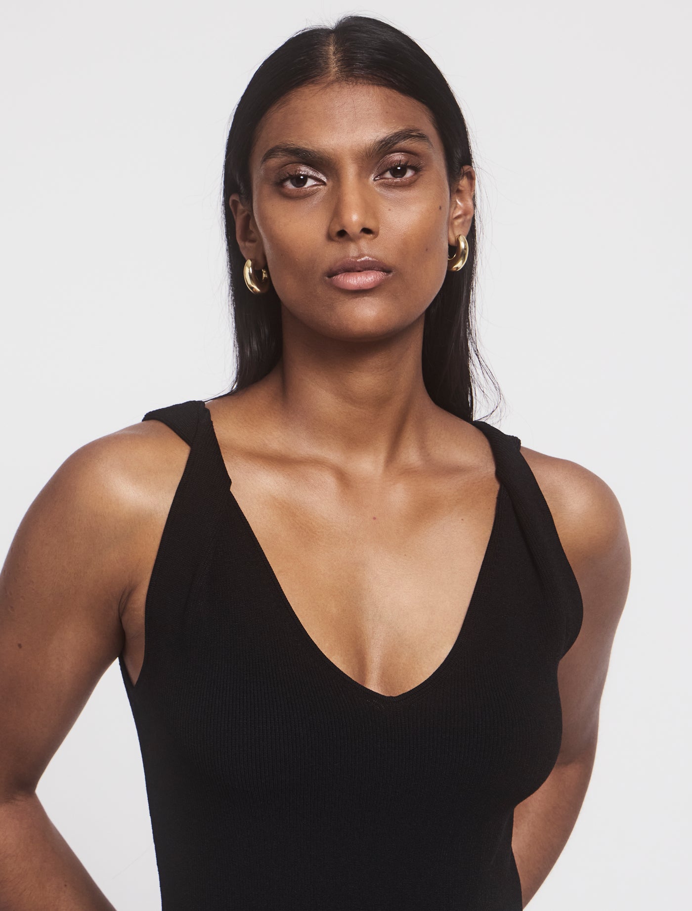 Syro Top in Black, front view on model