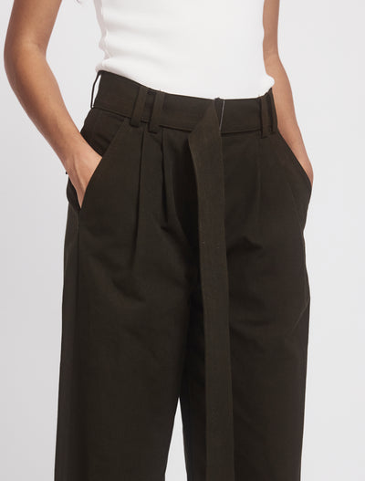 Tino Trousers In Dark Olive