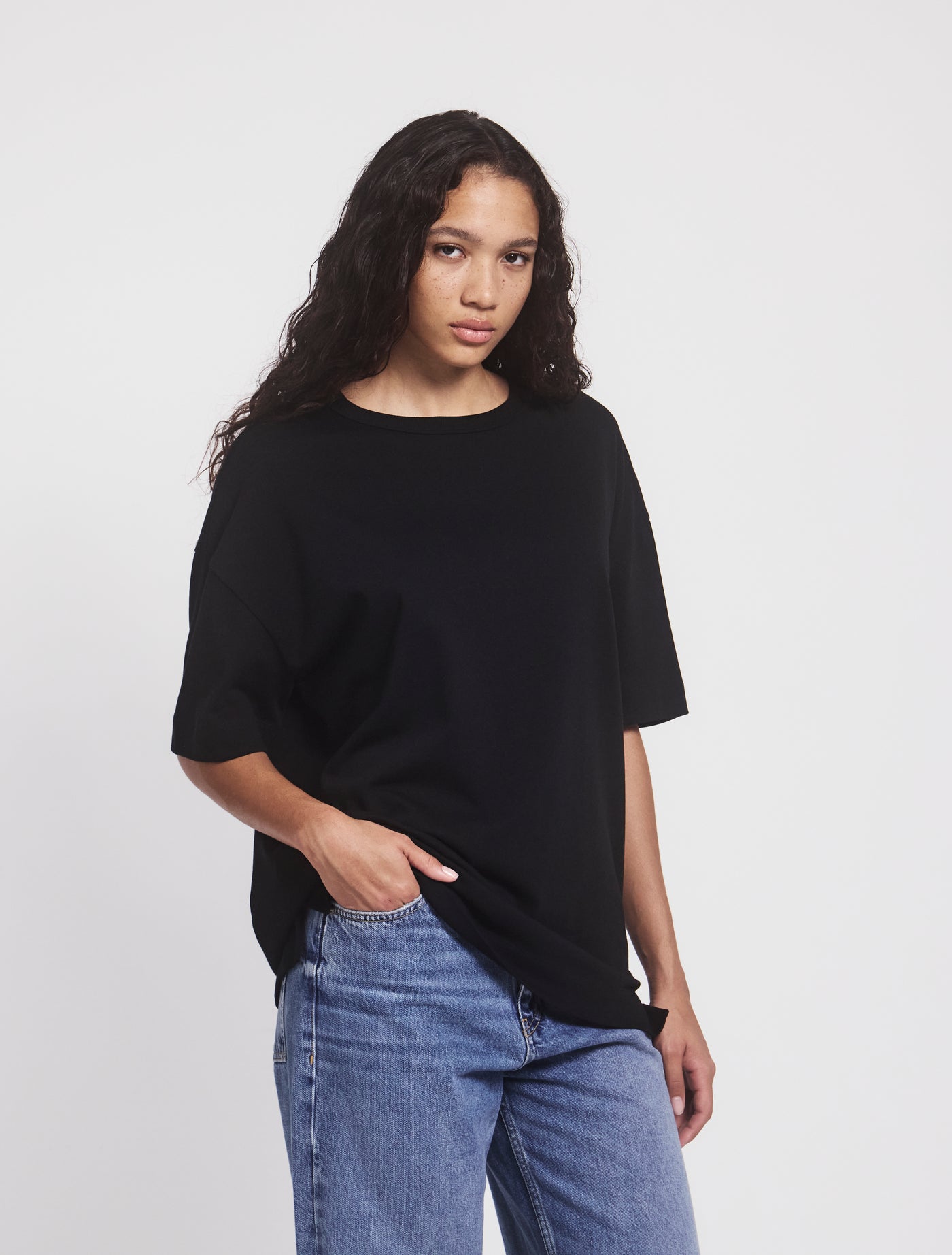 Lena Classic Cotton Oversize T-Shirt in Black