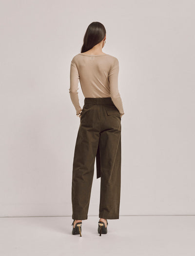 Tino Trousers In Dark Olive