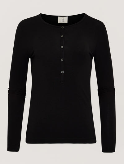 Firth Top in Black, long sleeves, front view