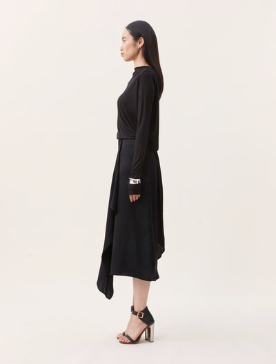 Hydrus Skirt in Black