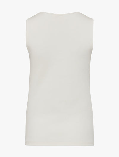 Azami Signature Rib Scoop Tank In Chalk White