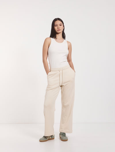 Signature Straight Leg Sweatpant in Cream