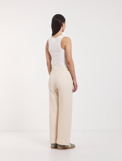 Signature Straight Leg Sweatpant in Cream