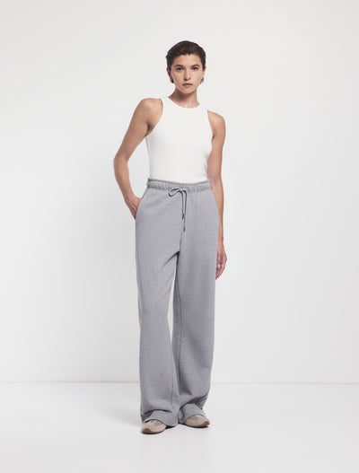 Signature Straight Leg Sweatpant in Grey Marl