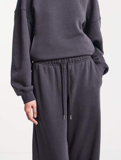 Straight Leg Sweatpant in Magnet