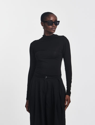 Anjea Reversible Top in Black