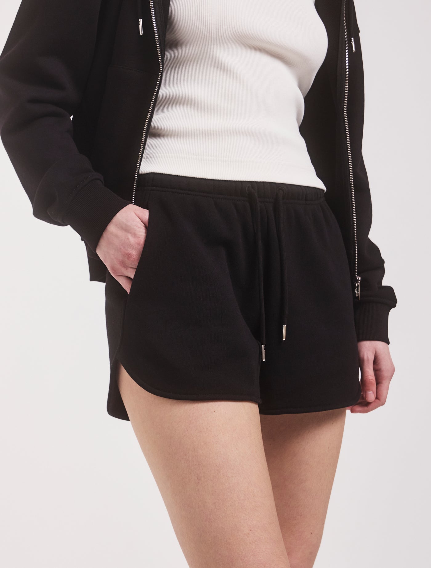 Signature Sweatshort in Black