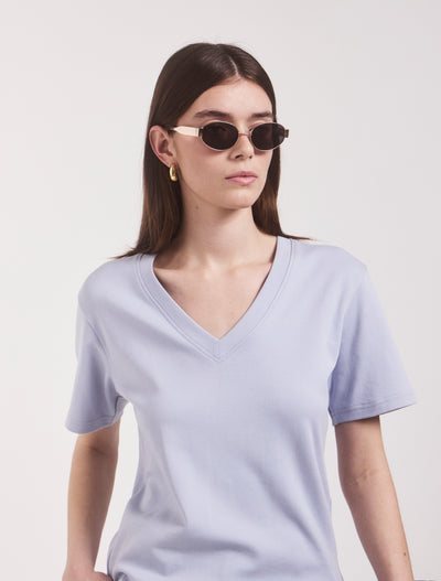 Signature V Neck T-shirt in Sky