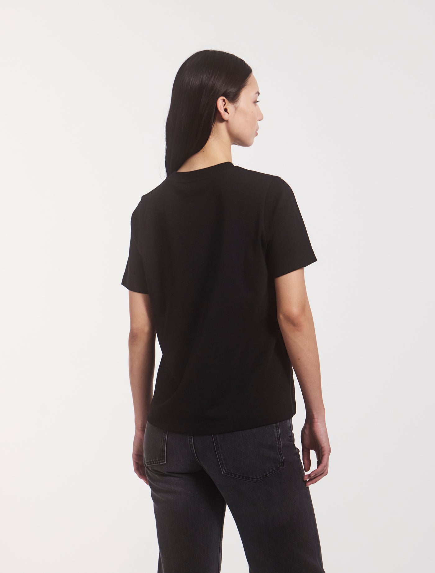 Signature Oversized T-Shirt in Black