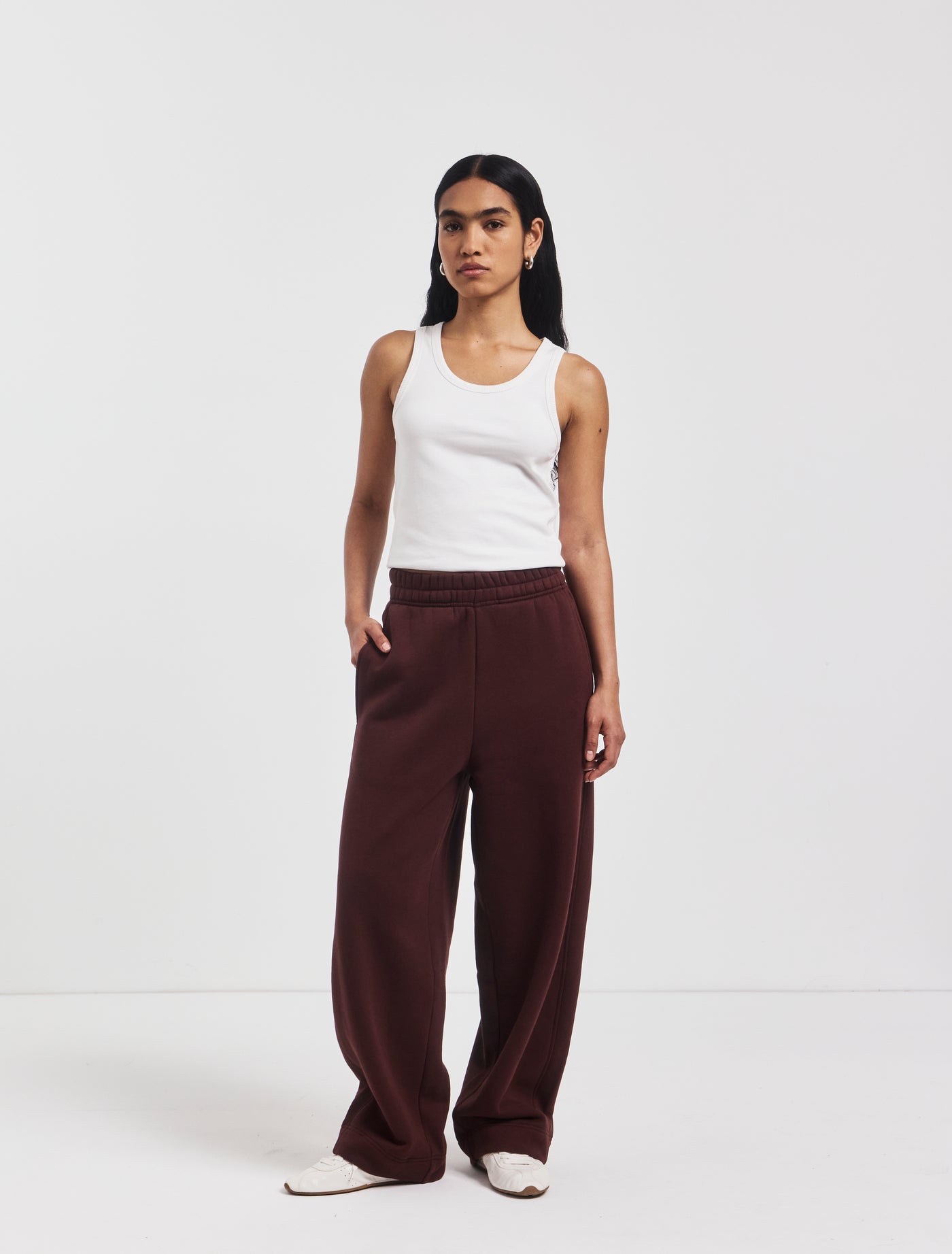 Ellery Barrel Leg Sweatpant in Bordeaux