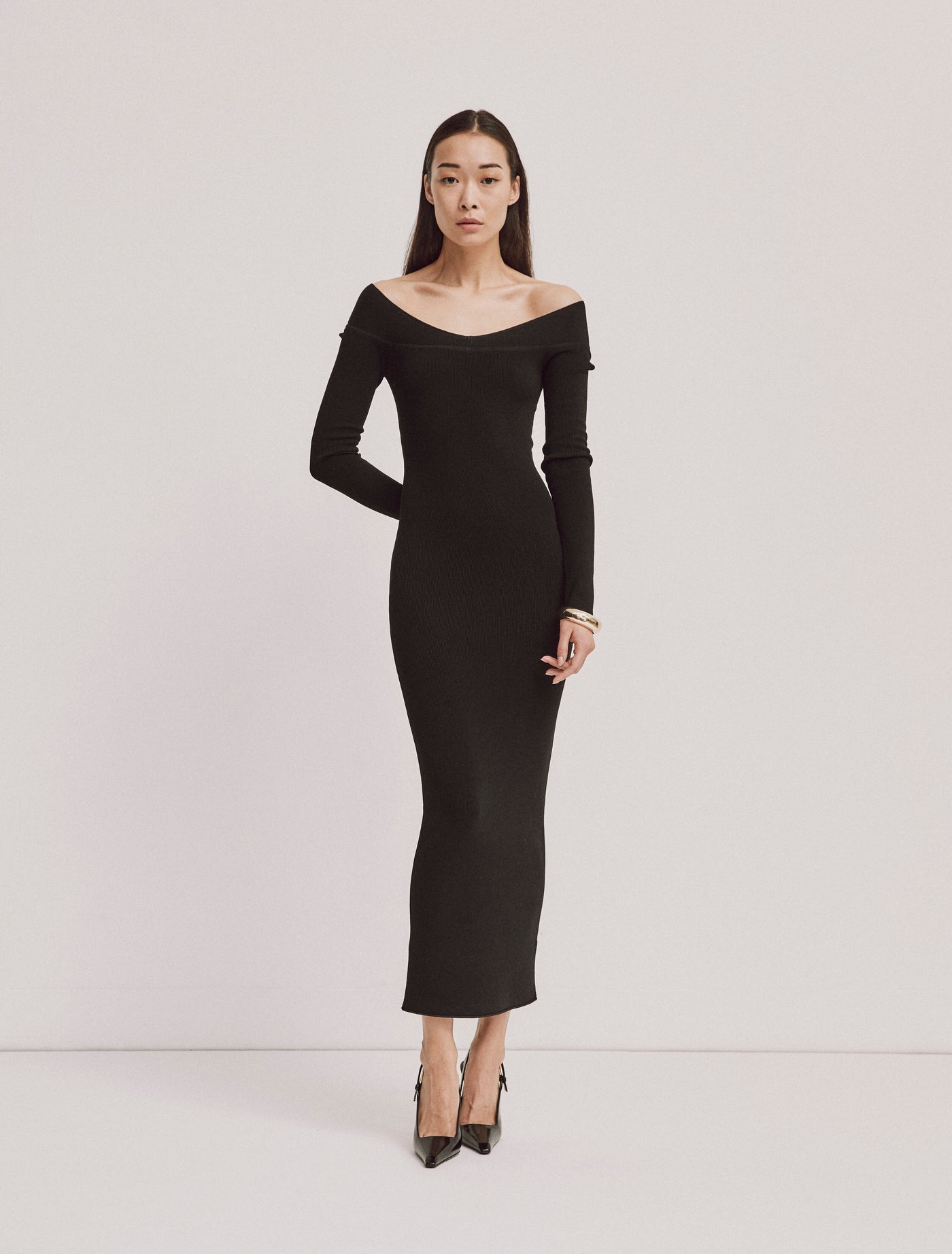 Agia Dress in Black, front view, elegant knitwear