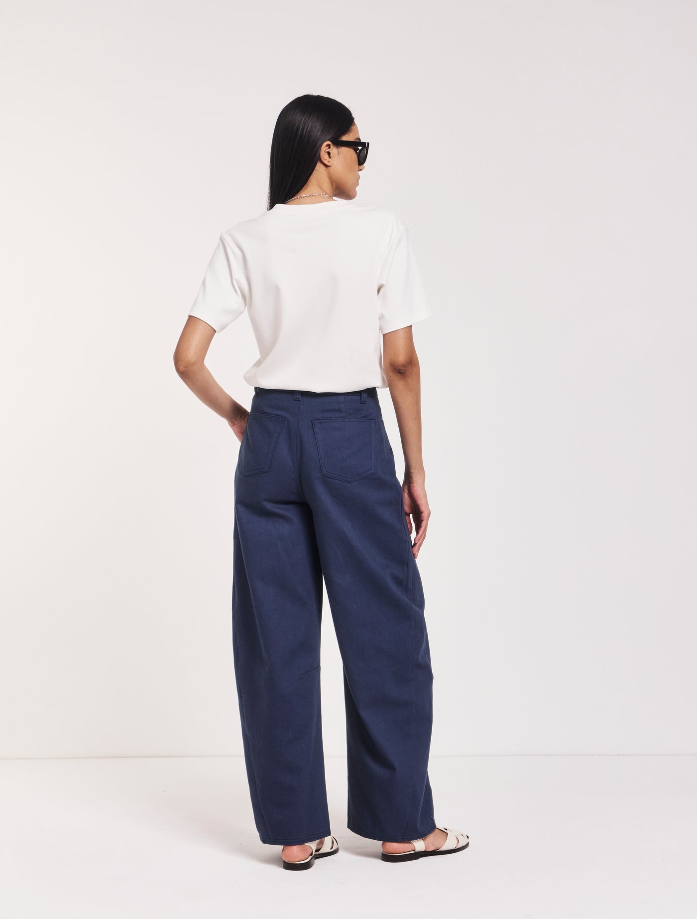 Sofia Barrel Leg Jean in Nightime